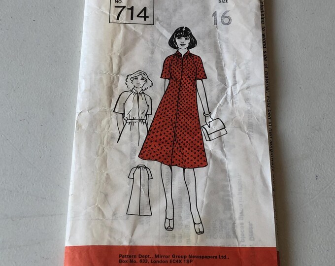 Ladies dress paper Sewing Pattern, Factory Folded, Sunday People 714
