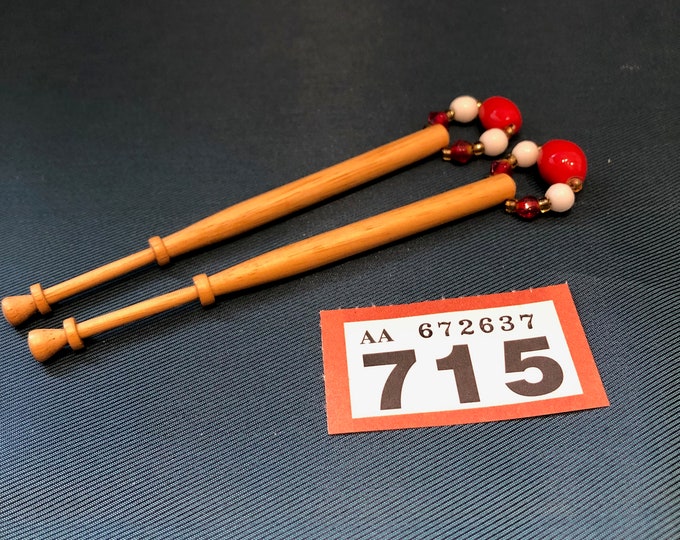lacemaking bobbins