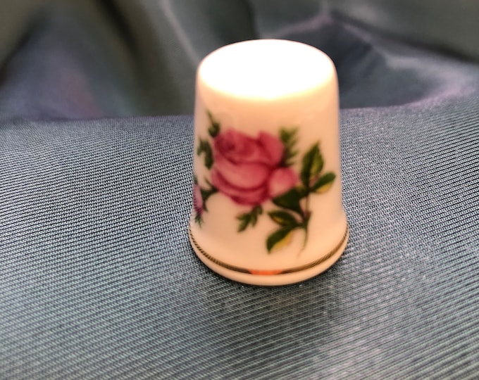 Vintage Thimble - Garland of Roses