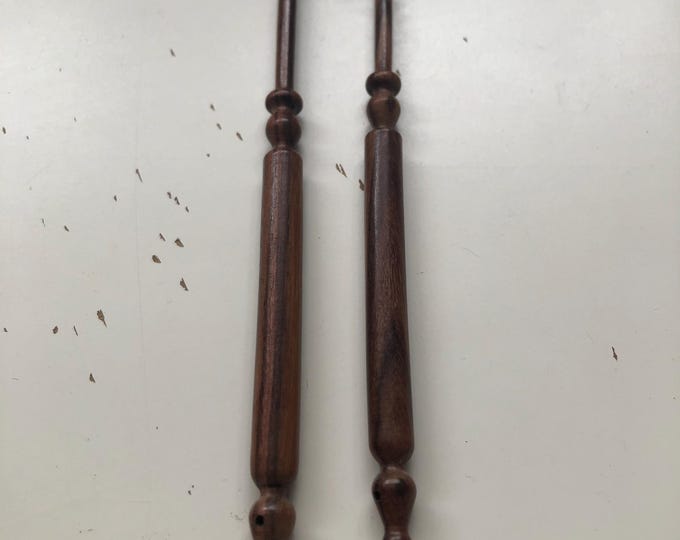 Lacemaking bobbins x 2
