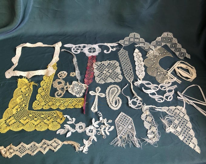 Hand made lace samples - 1