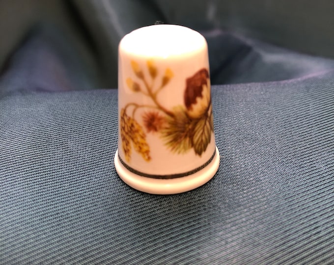 Vintage Thimble - Nut Harvest