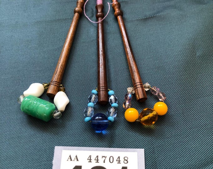 Lacemaking bobbins