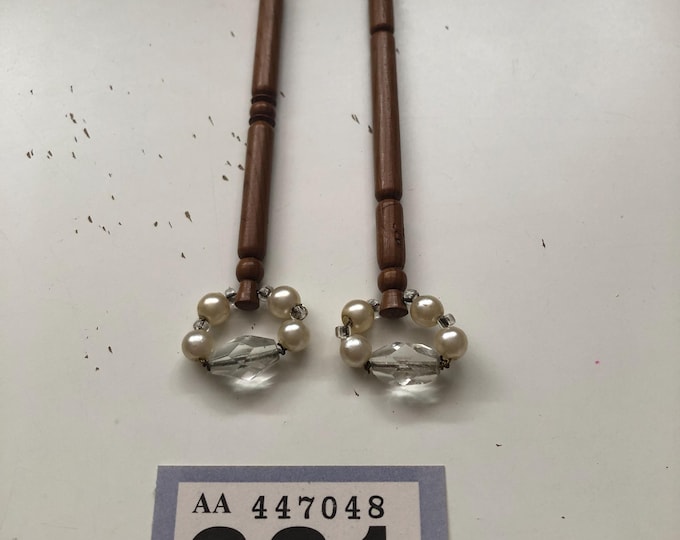 Lacemaking bobbins x 2