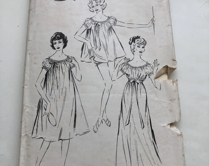 Le Roy, ladies vintage nightdress, babydoll sewing pattern, used,  Le Roy 3051