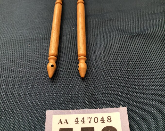 Lacemaking bobbins