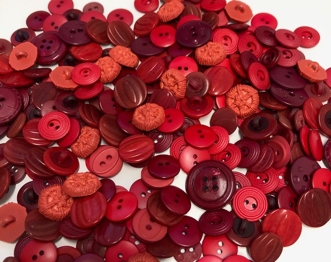Buttons, Vintage shades of red