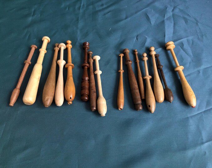 Lacemaking bobbins