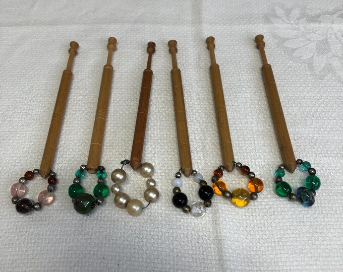 wooden lacemaking bobbins x 6