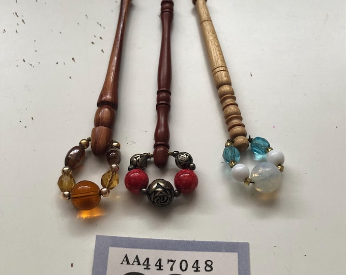 Lacemaking bobbins x 3