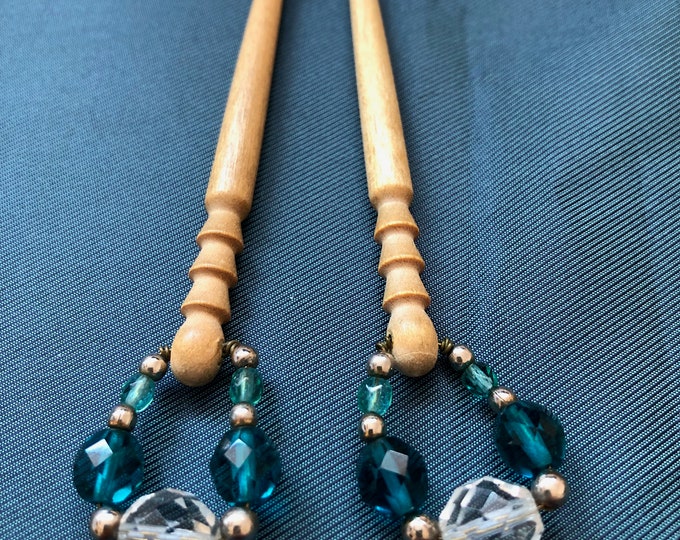 Lacemaking bobbins