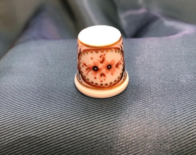 Vintage Thimble - Autumn Gold - bone china
