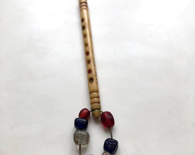 Bone/horn  lacemaking bobbin - Henry