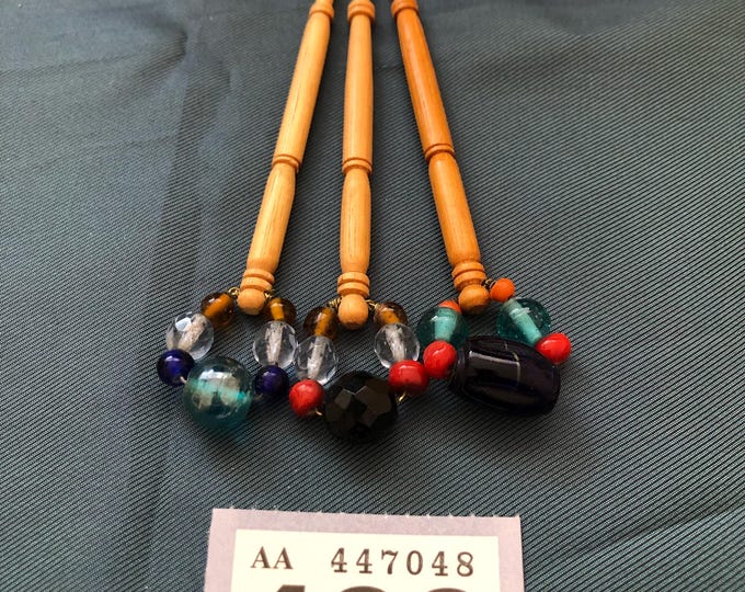 Lacemaking bobbins