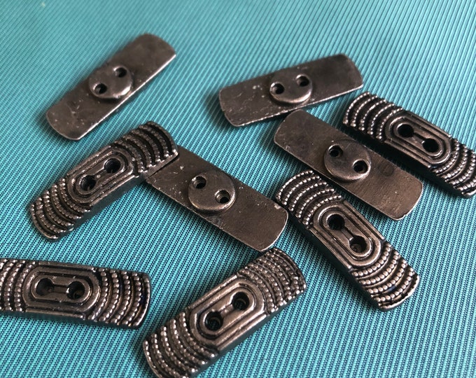 Buttons, Vintage pewter coloured buttons
