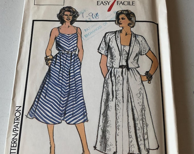 Ladies dress paper Sewing Pattern, Factory Folded, Style 4672