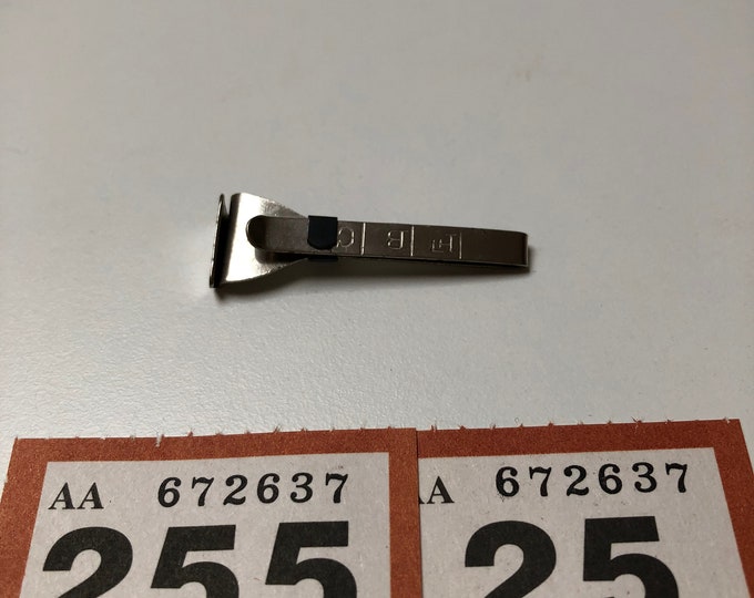 Singer sewing machine, Simanco 25525, Bias gauge