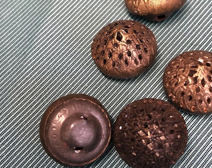 Vintage filigree buttons x 7