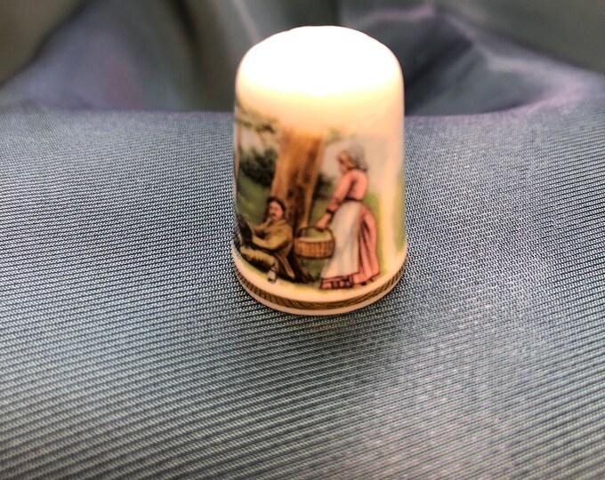 Vintage Thimble - Family Picnic - TM143