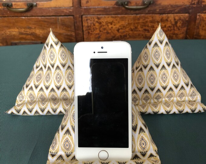 mobile phone stand, handmade, Kindle, Ipad