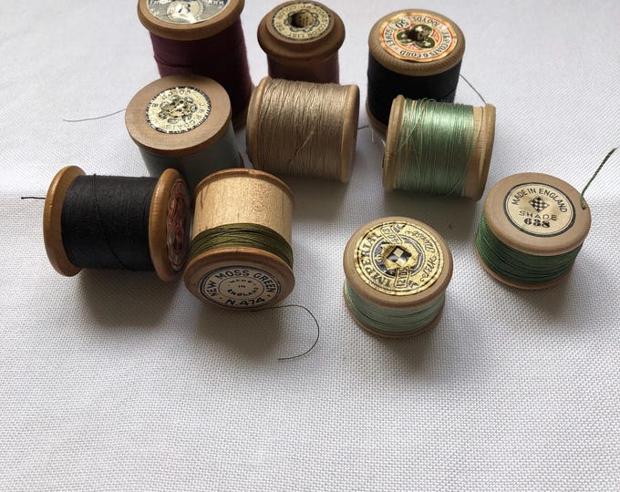 Vintage wooden cotton reels x 10
