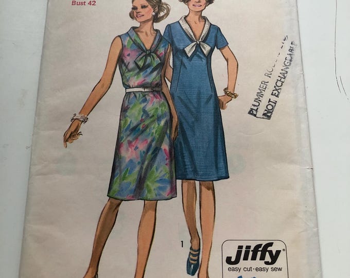 Ladies Dress pattern, UNCUT, Factory Folded, Simplicity 9330
