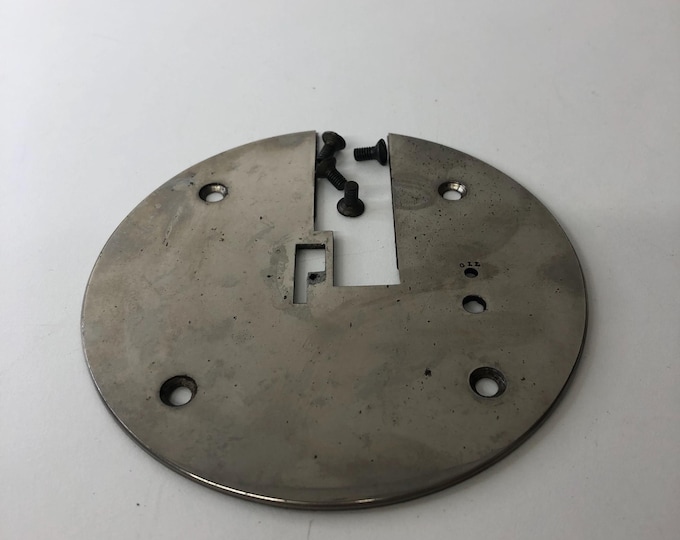 Jones serpentine sewing machine base plate, round cloth plate