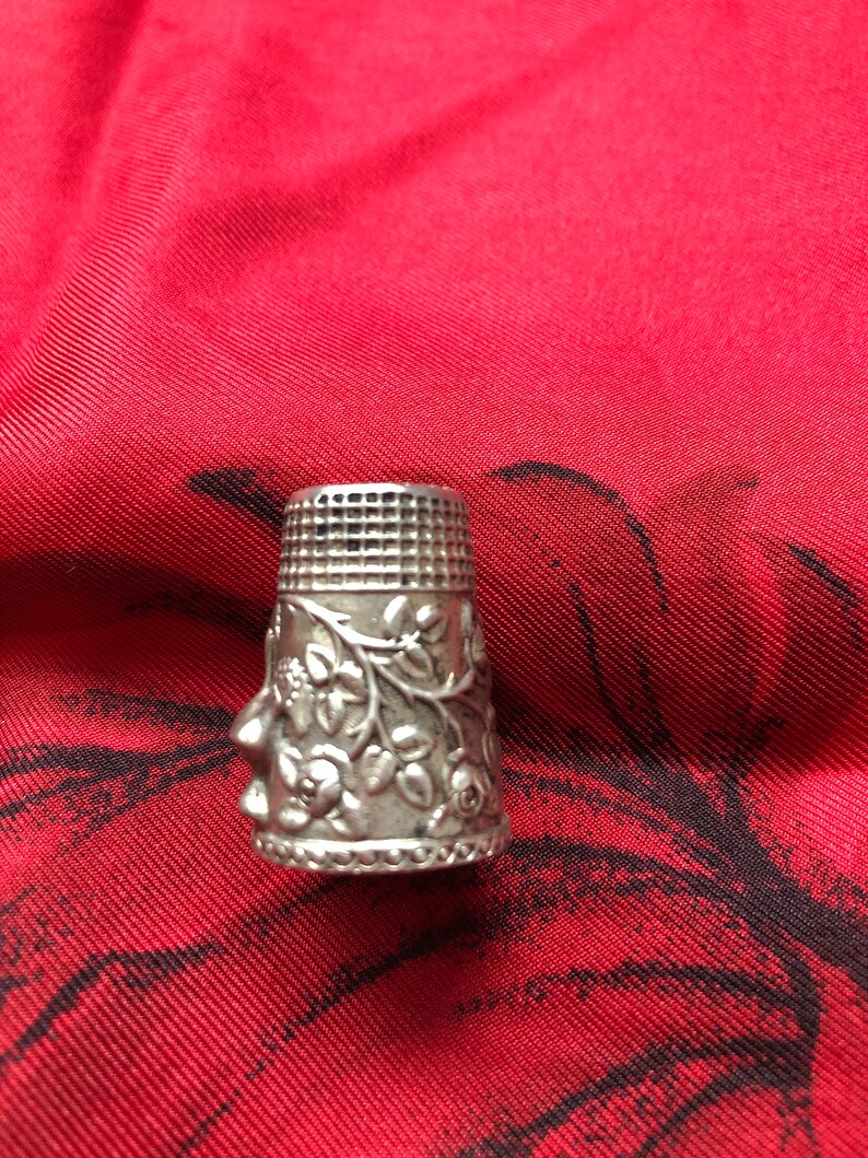 Vintage silver thimble Portuguese Rooster image 3