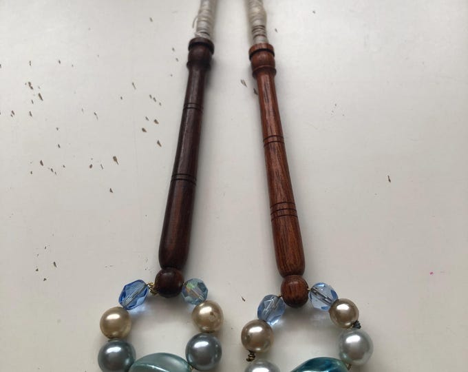 Lacemaking bobbins