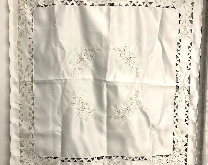Small vintage Christmas tablecloth