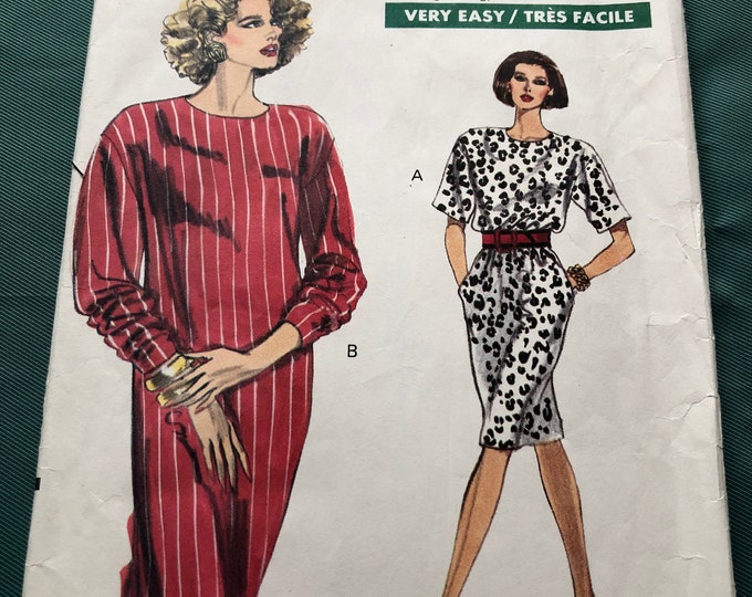 Vogue, Ladies dress Sewing Pattern, Factory Folded, Vogue 7740
