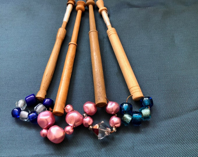 Lacemaking bobbins
