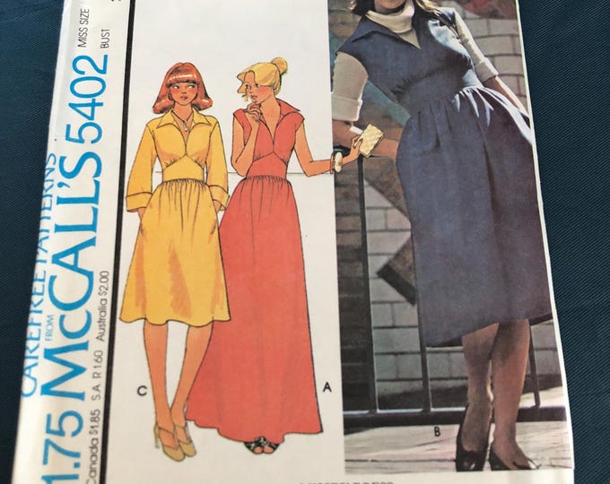 Ladies dress paper Sewing Pattern, Factory Folded, McCalls 5402