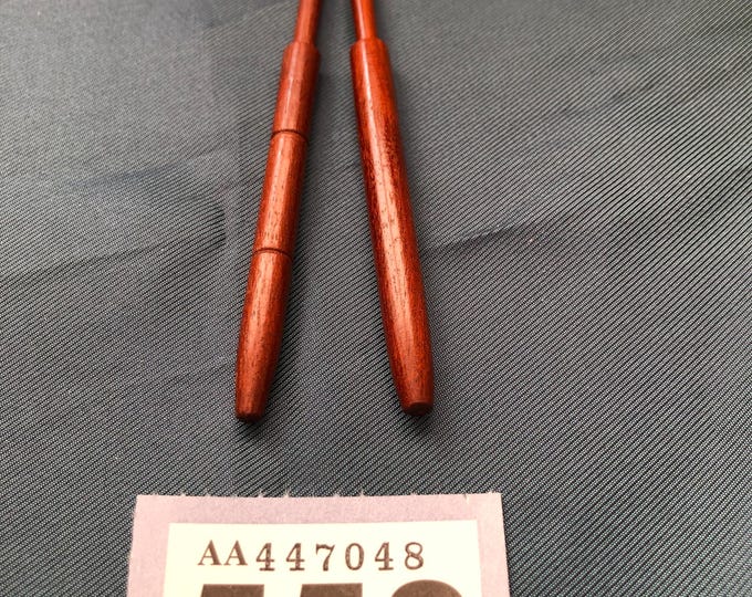 Lacemaking bobbins