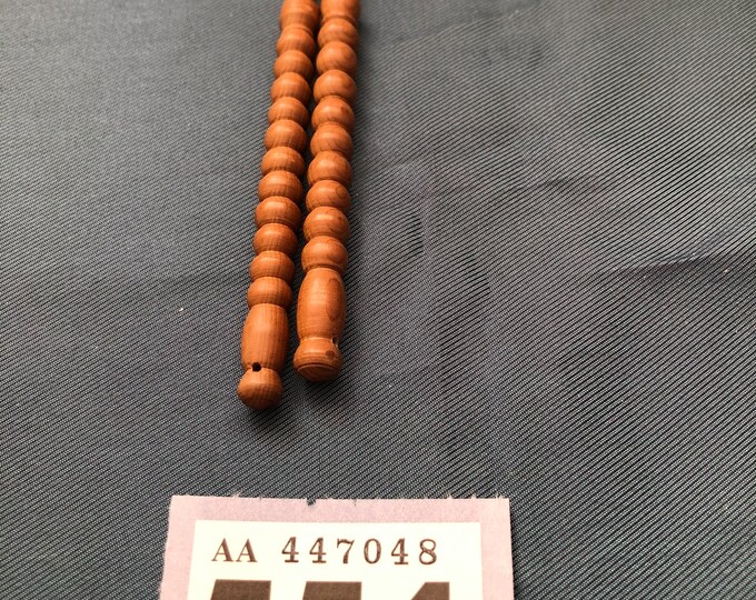 Lacemaking bobbins