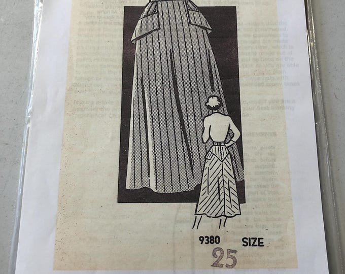 Ladies skirt pattern, UNCUT, Factory Folded Marian Martin 9380