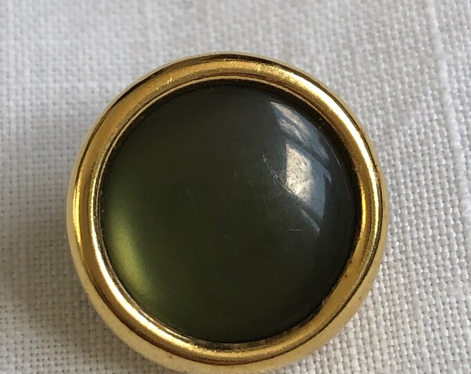 Buttons, Vintage circular green fashion buttons
