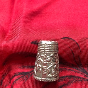 Vintage silver thimble Portuguese Rooster image 2