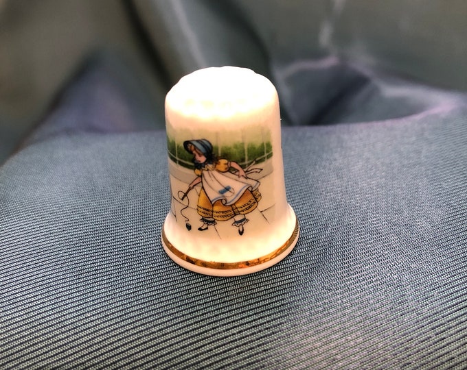 Vintage Thimble - Games of Yesteryear