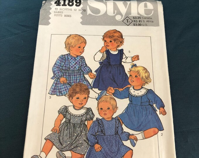 Childs vintage  dress and pinafore  paper Sewing Pattern, Factory Folded, Style 4189