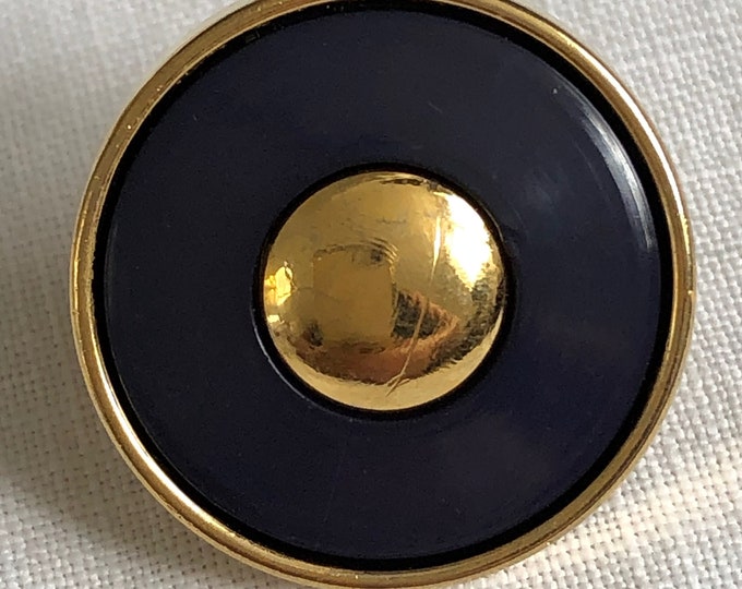 Buttons, Vintage circular navy fashion buttons