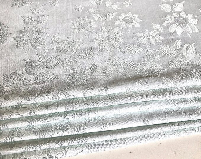 Set of 6 damask vintage napkins