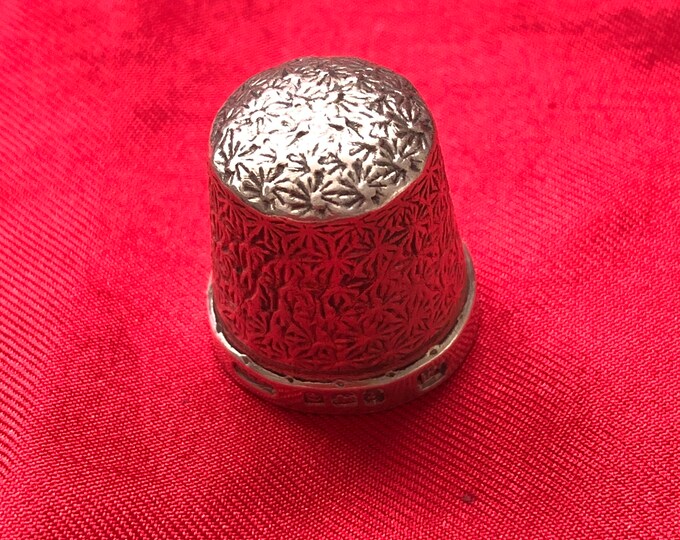 Vintage silver thimble