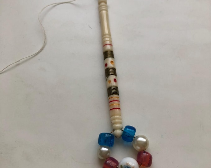 Bone/horn  lacemaking bobbin