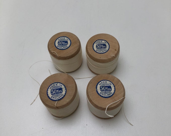 Vintage Button thread - white