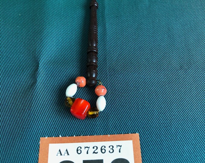 Wooden lacemaking bobbin