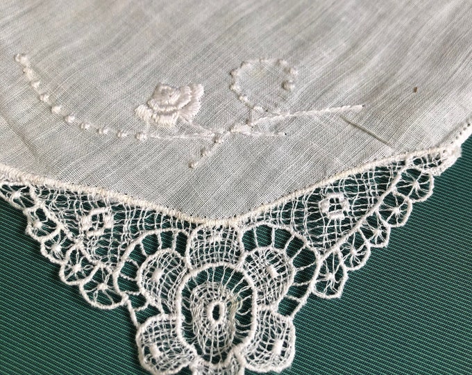 vintage ladies handkerchief, hankie