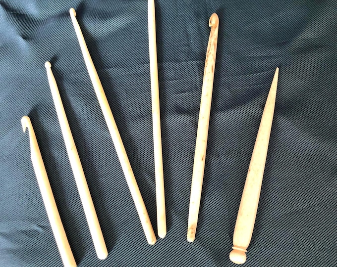 Vintage bone crochet hooks and stiletto