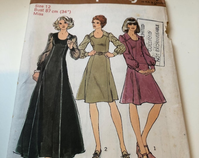 Ladies dress pattern, UNCUT, Factory Folded, Simplicity 6611
