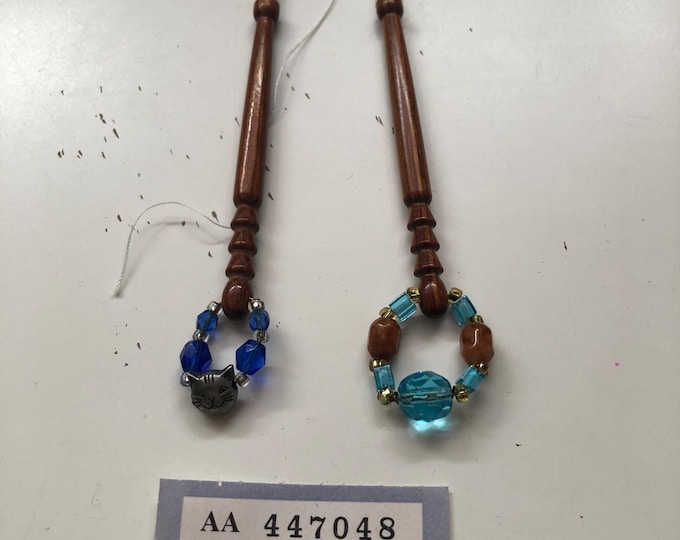 Lacemaking bobbins x 2